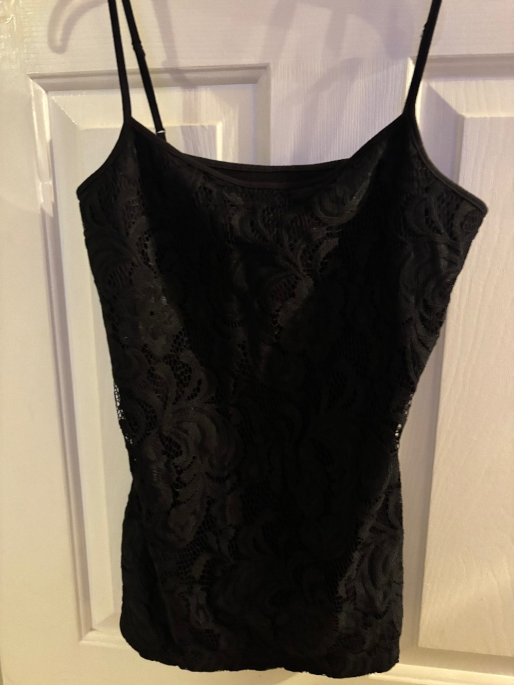 Ann Taylor Black Spaghetti Strap Sleeveless Lace Pattern Top Size S